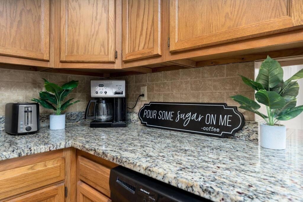 Serenity Beach House In Central Ilm W/ King Bed Wilmington Ngoại thất bức ảnh